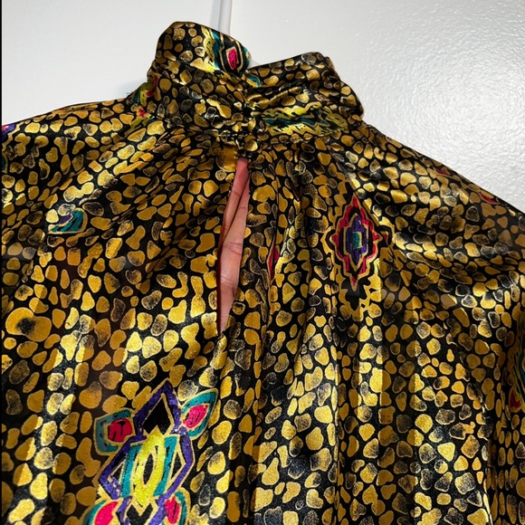 Vintage Nicole Blakes Petites Gold Turtle Neck Blouse - Picture 13 of 16